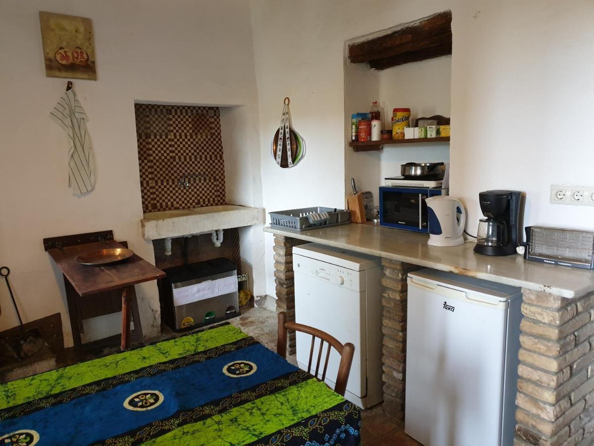 Pinell de Solsones Casa Rural Sant Petrus De Madrona מראה חיצוני תמונה
