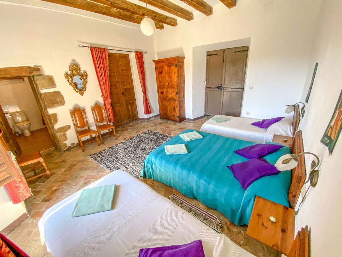 Pinell de Solsones Casa Rural Sant Petrus De Madrona מראה חיצוני תמונה