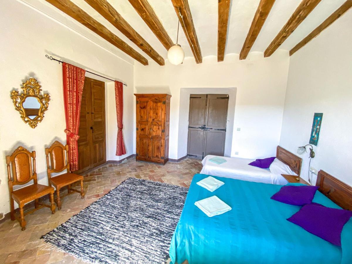 Pinell de Solsones Casa Rural Sant Petrus De Madrona מראה חיצוני תמונה