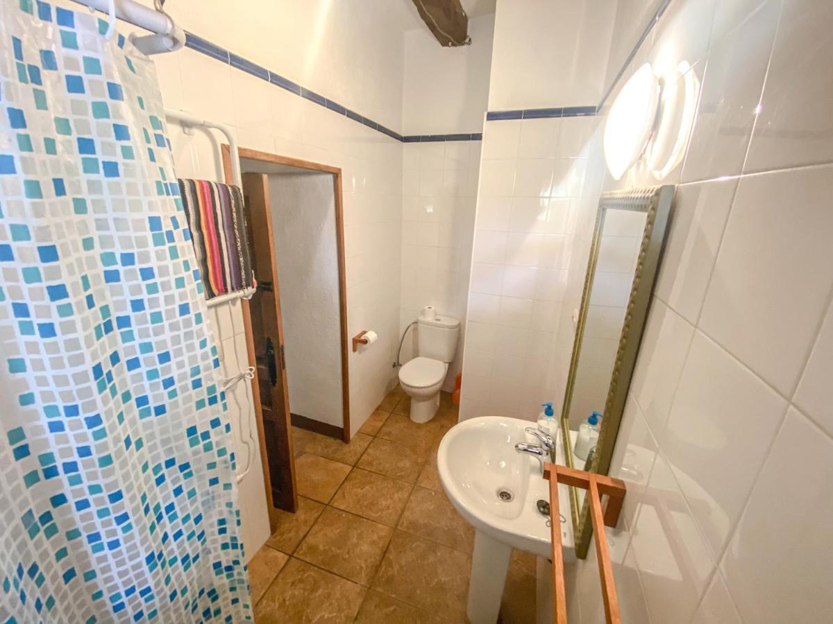 Pinell de Solsones Casa Rural Sant Petrus De Madrona מראה חיצוני תמונה