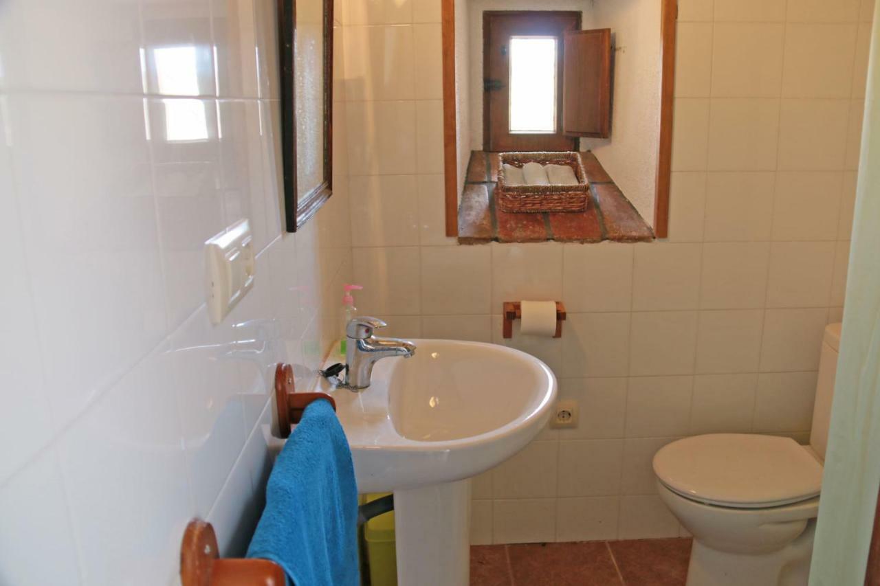 Pinell de Solsones Casa Rural Sant Petrus De Madrona מראה חיצוני תמונה